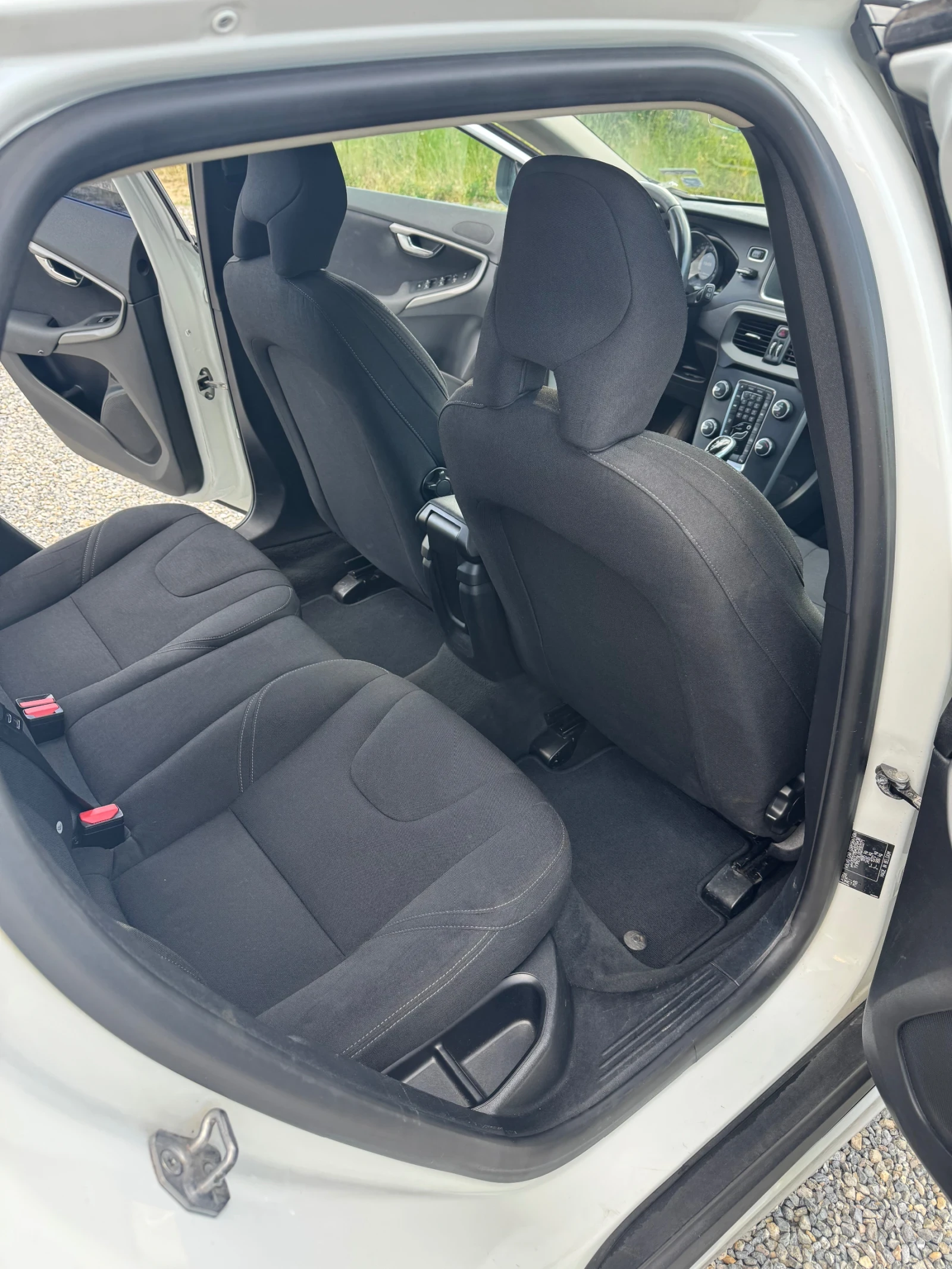 Volvo V40 Cross Country D3 | Mobile.bg � ����������� 12