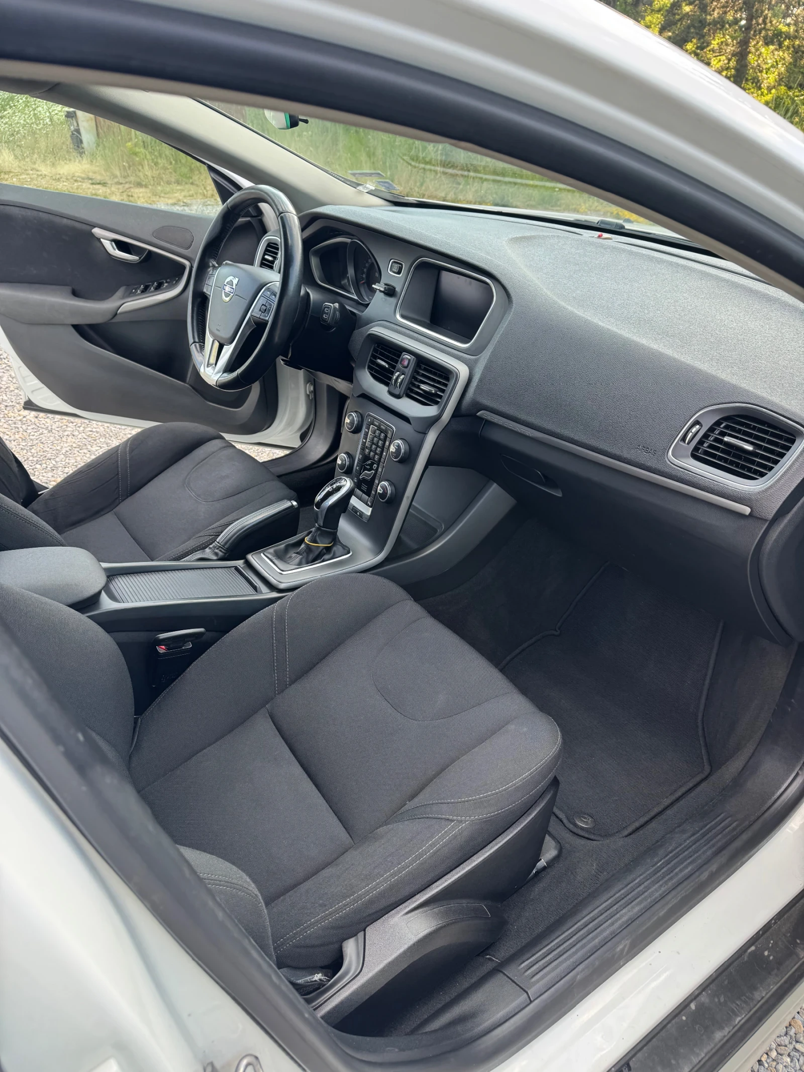 Volvo V40 Cross Country D3 | Mobile.bg � ����������� 11