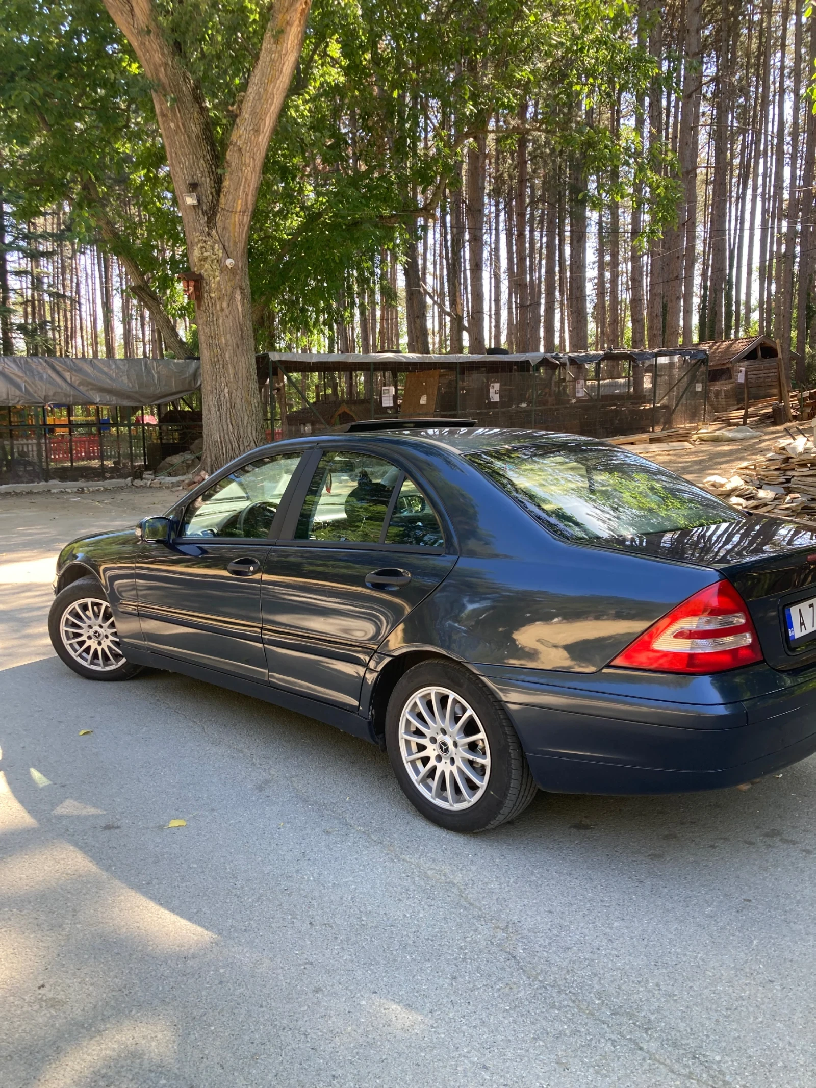 Mercedes-Benz C 180  - изображение 6