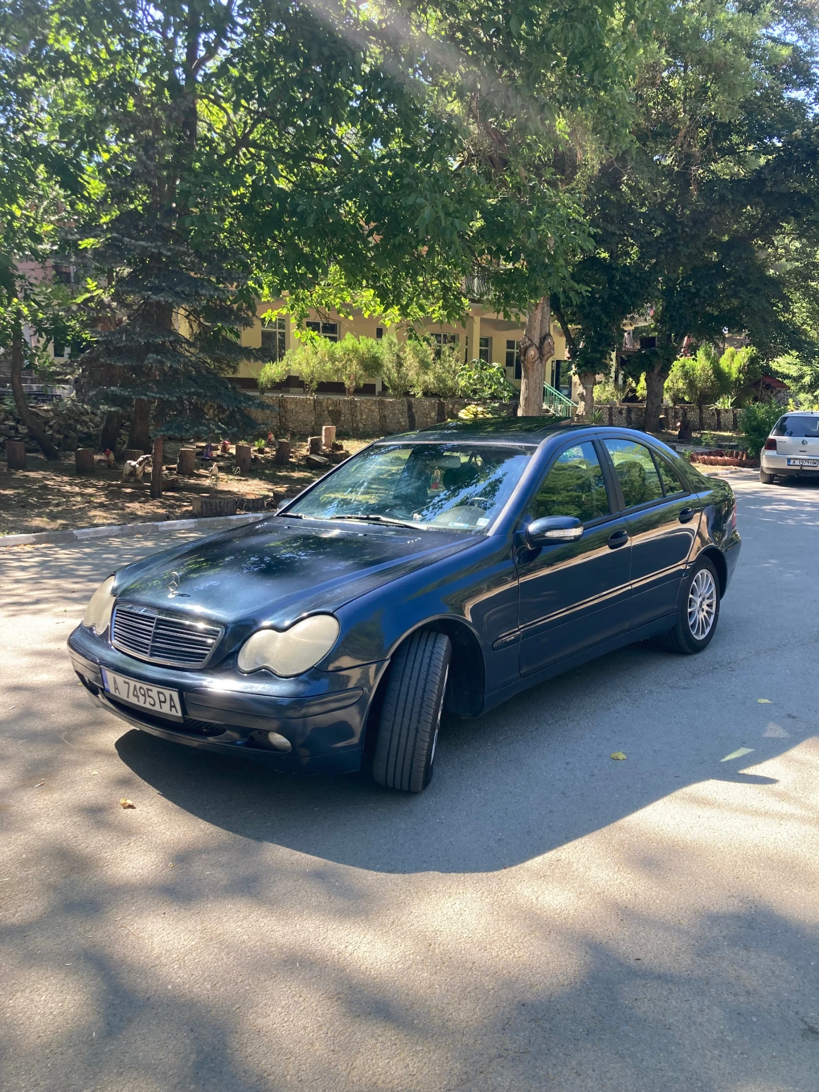 Mercedes-Benz C 180  - изображение 2