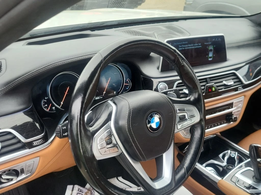 BMW 750 LI XDRIVE * CARFAX * БЕЗ ПЪРВОНАЧАЛНА ВНОСКА | Mobile.bg — изображение 9