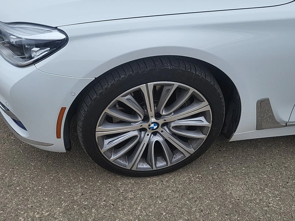 BMW 750 LI XDRIVE * CARFAX * БЕЗ ПЪРВОНАЧАЛНА ВНОСКА | Mobile.bg — изображение 15