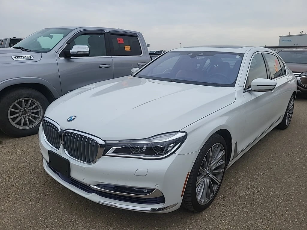 BMW 750 LI XDRIVE * CARFAX * БЕЗ ПЪРВОНАЧАЛНА ВНОСКА | Mobile.bg — изображение 1