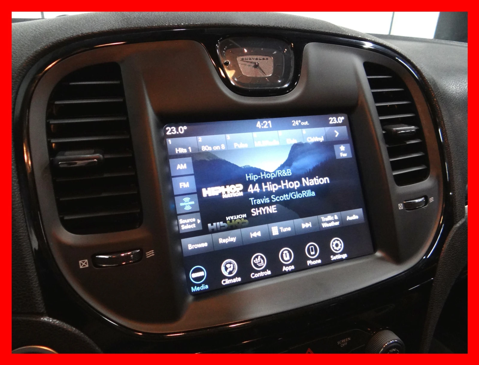 Chrysler 300c S* 2020* V6* 8ZF* ALPINE | Mobile.bg   12