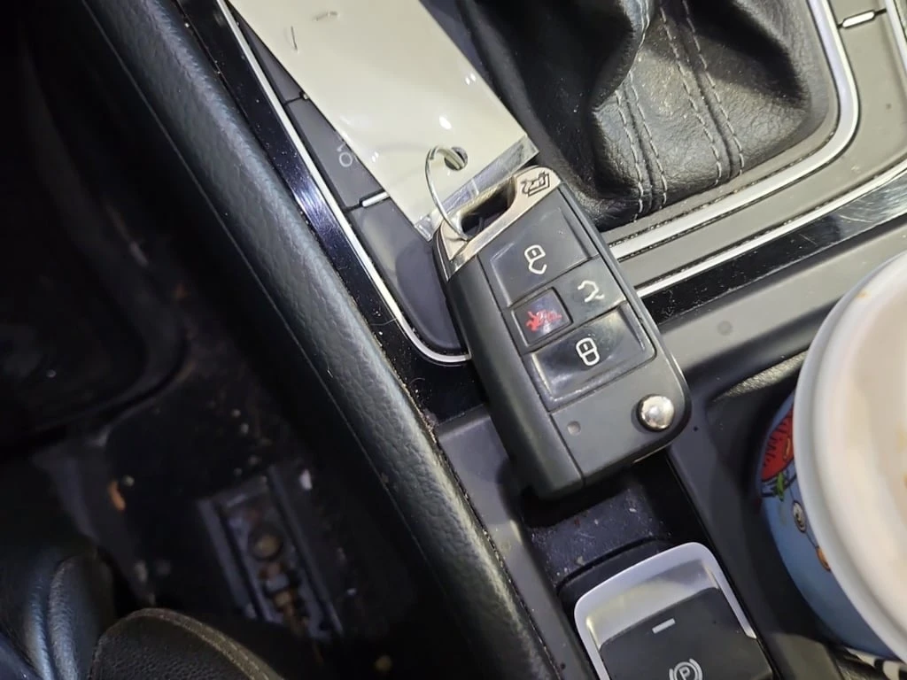 VW Golf * R* CARFAX * ��� ������������ ������ | Mobile.bg � ����������� 8