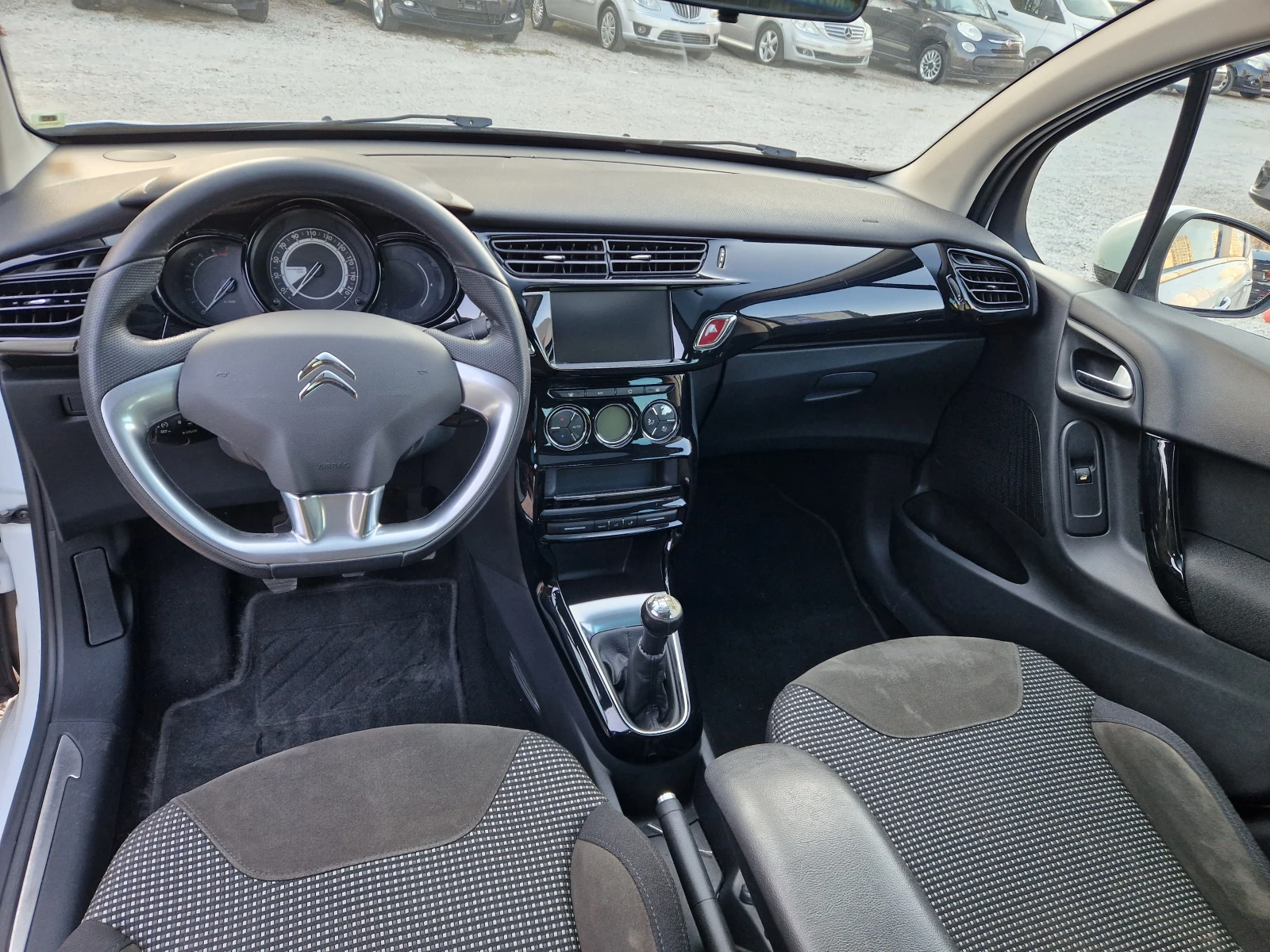 Citroen C3 1.2i Exclusive | Mobile.bg � ����������� 10