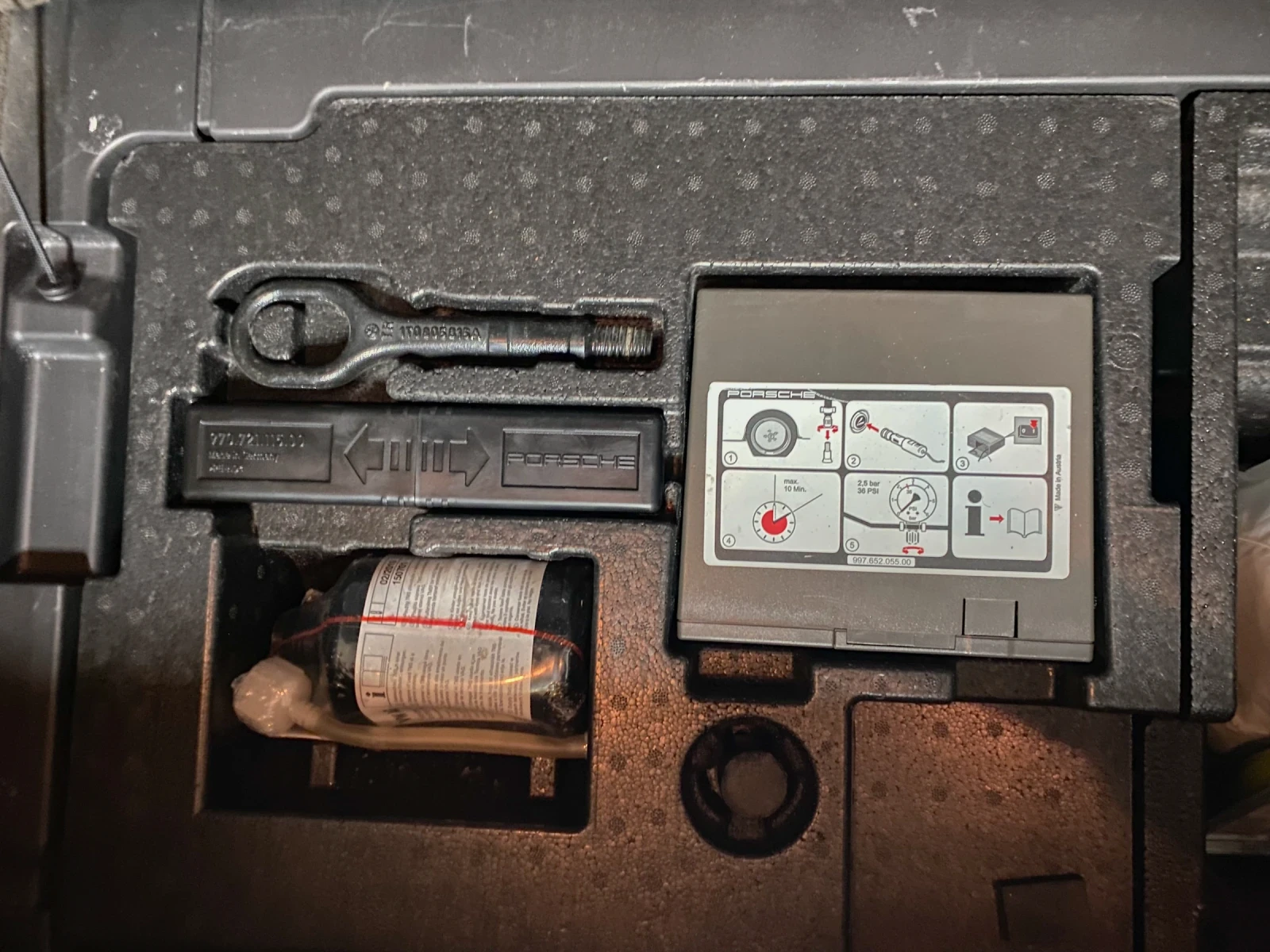 Porsche Panamera 4 Facelift , снимка 15 - Автомобили и джипове - 53760021