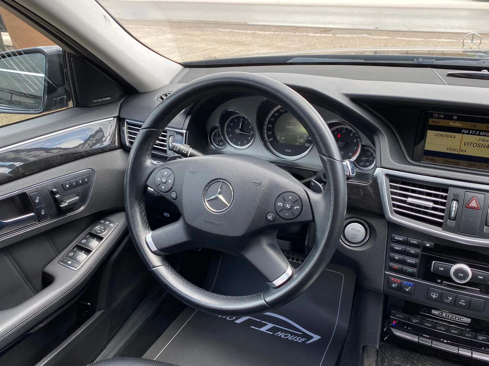 Mercedes-Benz E 500 4Matic* Key GO* Dis* Massage* Max FULL*  | Mobile.bg � ����������� 13