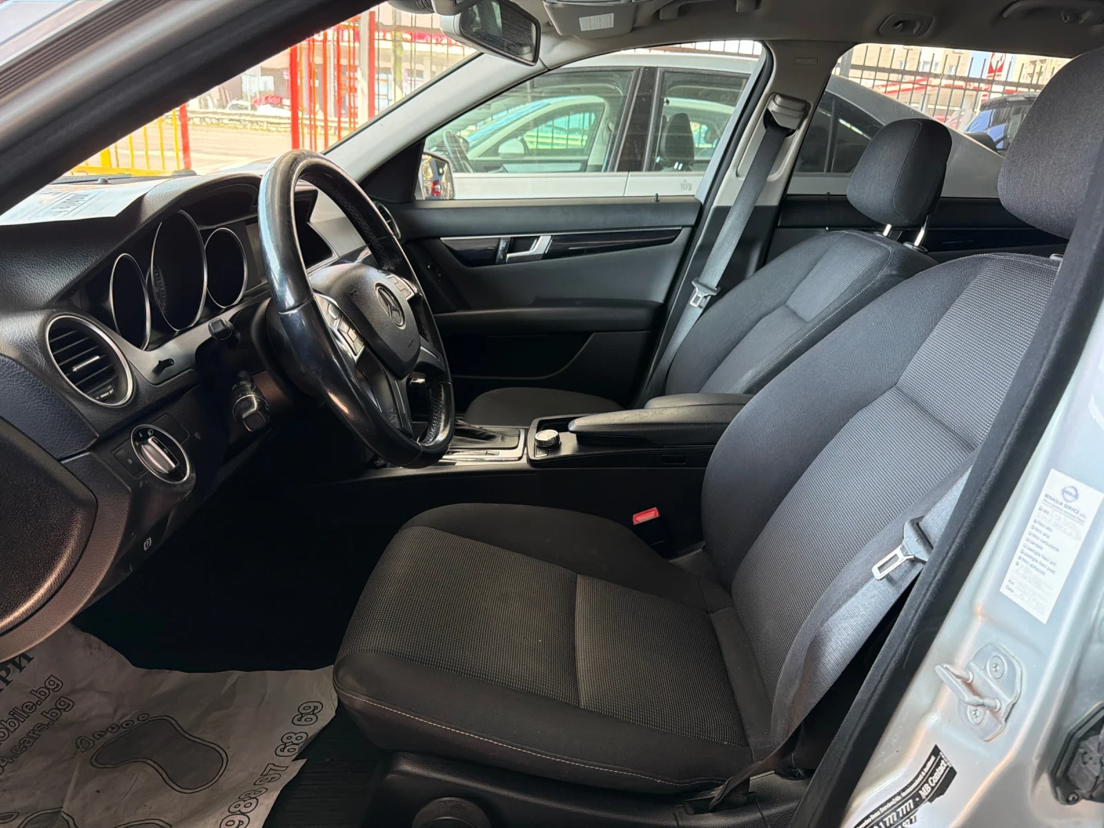 Mercedes-Benz C 200 2011* AVTOMAT* NAVI, снимка 13 - Автомобили и джипове - 54326180