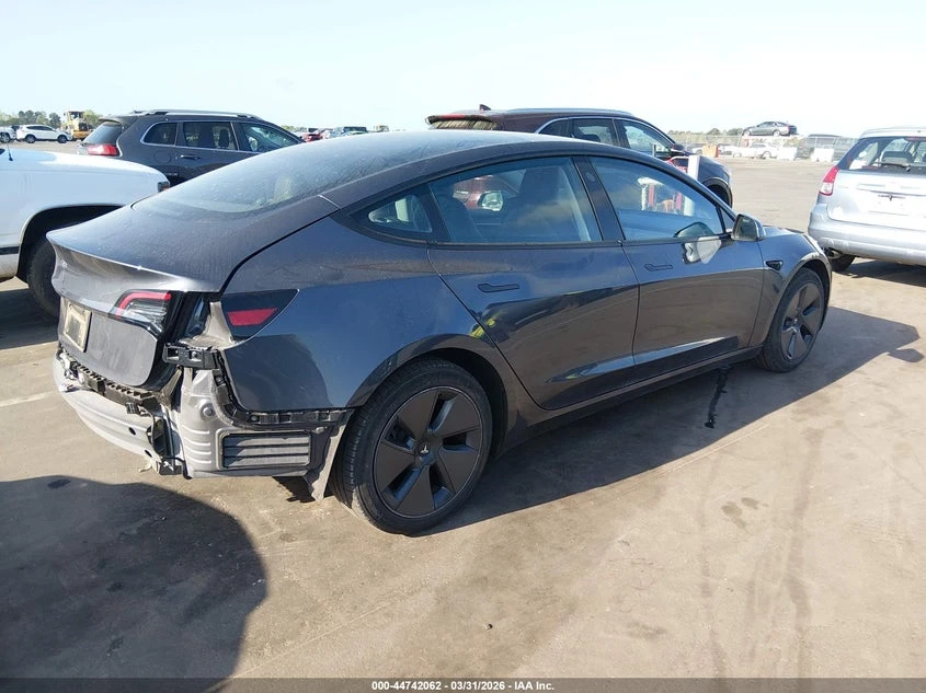 Tesla Model 3 Rear-Wheel Drive, снимка 4 - Автомобили и джипове - 54419087