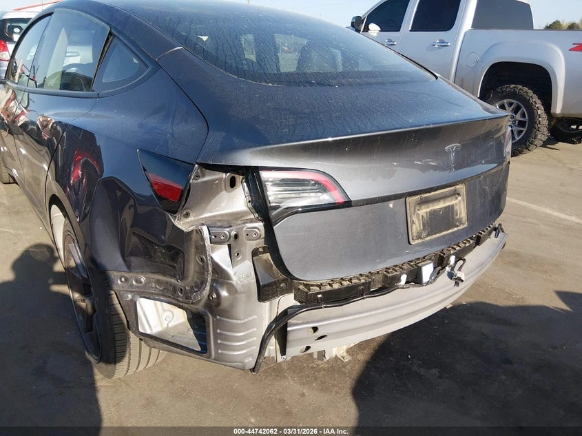 Tesla Model 3 Rear-Wheel Drive, снимка 6 - Автомобили и джипове - 54419087