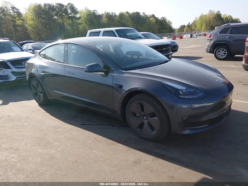 Tesla Model 3 Rear-Wheel Drive