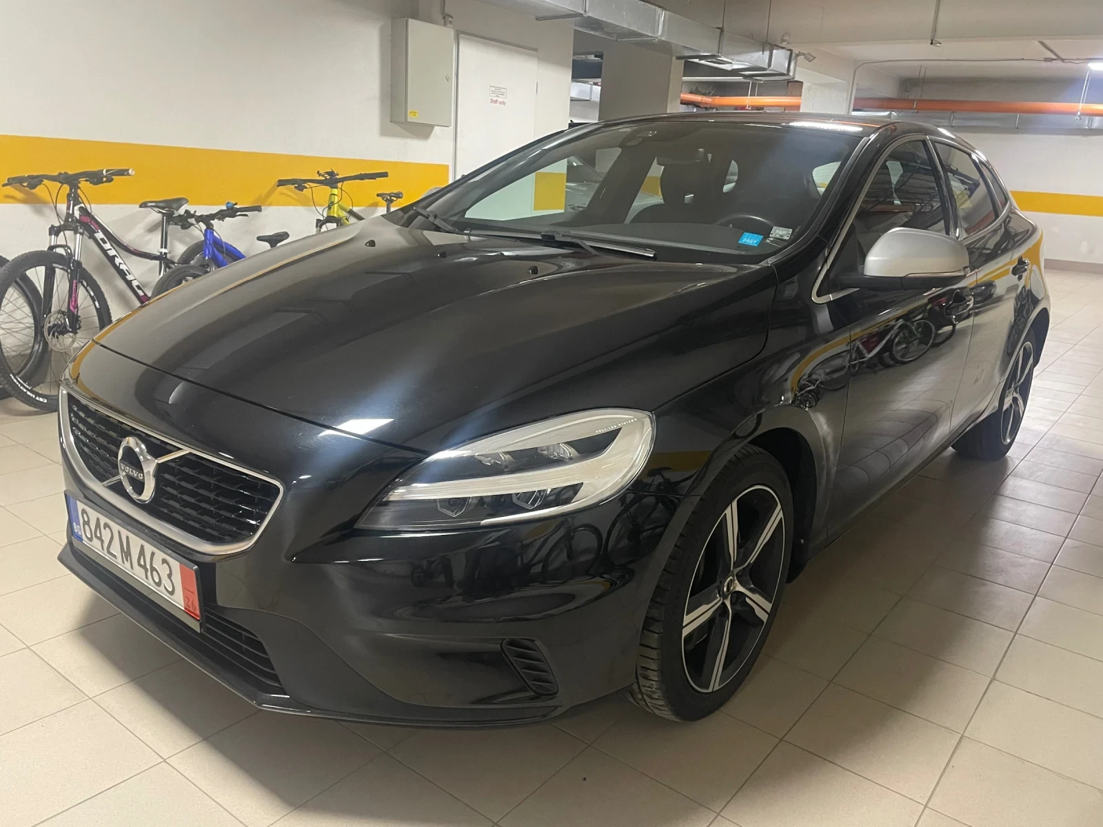 Volvo V40 2.0d Rline Автоматик 