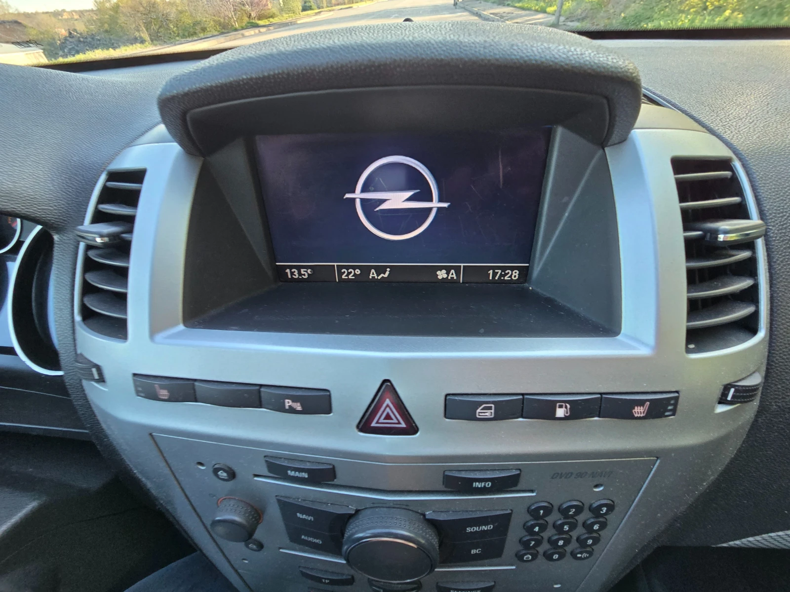 Opel Zafira turbo ecoflex, снимка 9 - Автомобили и джипове - 54770084