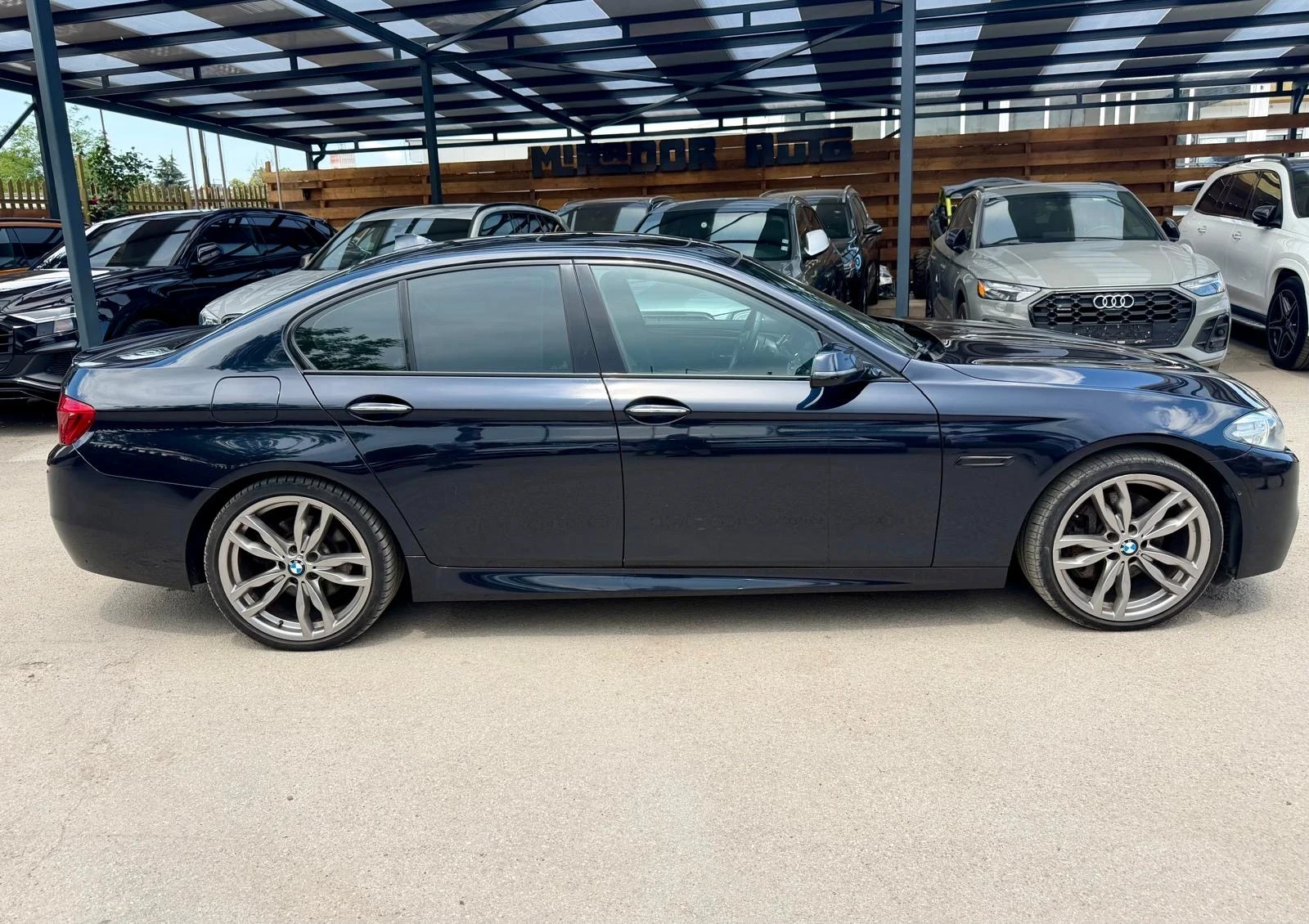 BMW 535 xDrive M-Pack, снимка 7 - Автомобили и джипове - 54870451