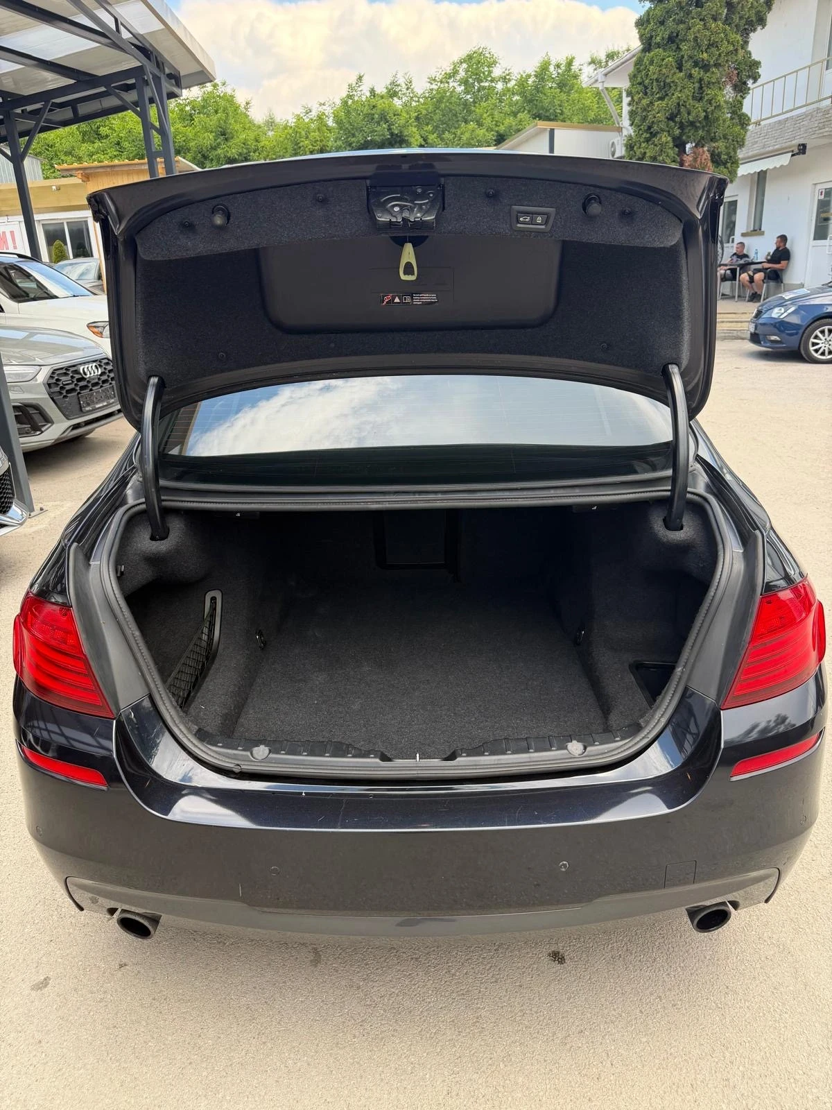 BMW 535 xDrive M-Pack, снимка 13 - Автомобили и джипове - 54870451