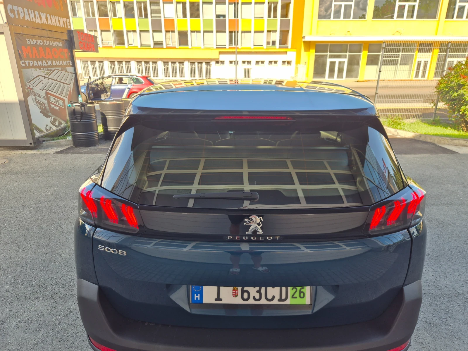 Peugeot 5008 Автомат* Нави* Камера* Автопилот* 7-Места* , снимка 7 - Автомобили и джипове - 54916986