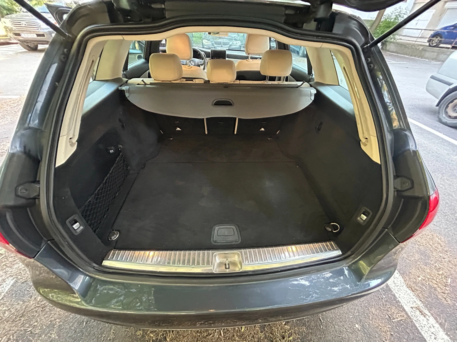 Mercedes-Benz C 220 BLUETEC/7G-Tronic, снимка 16 - Автомобили и джипове - 55213589
