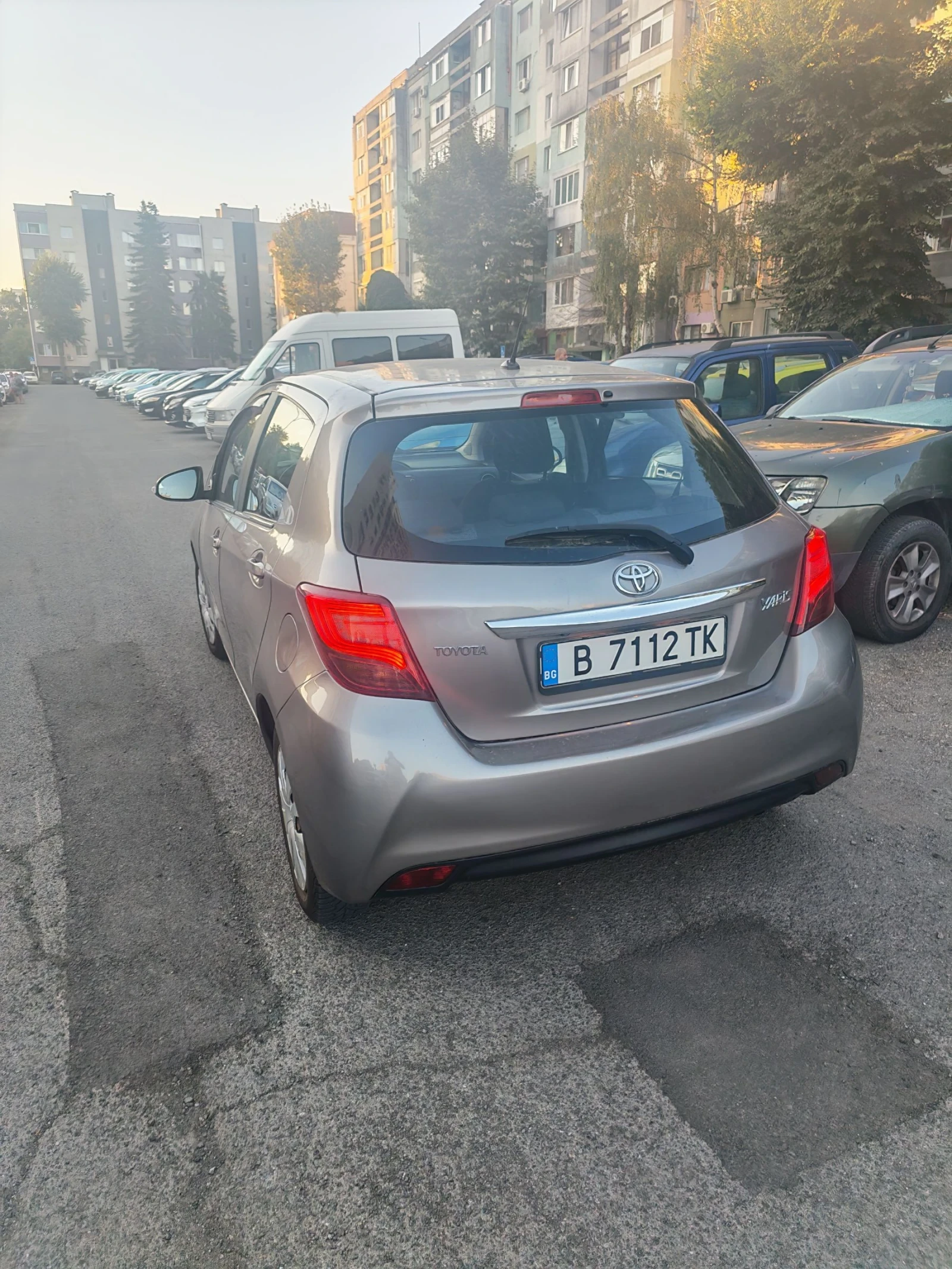 Toyota Yaris, снимка 9 - Автомобили и джипове - 55773277