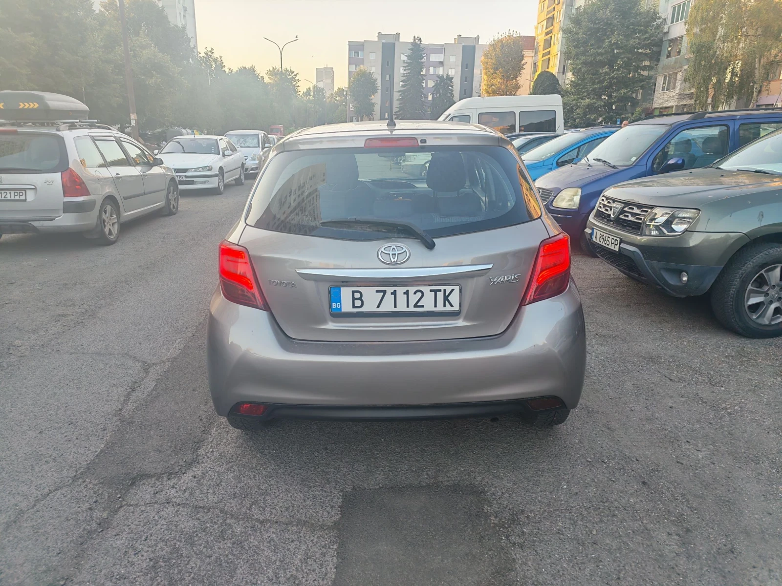 Toyota Yaris, снимка 8 - Автомобили и джипове - 55773277