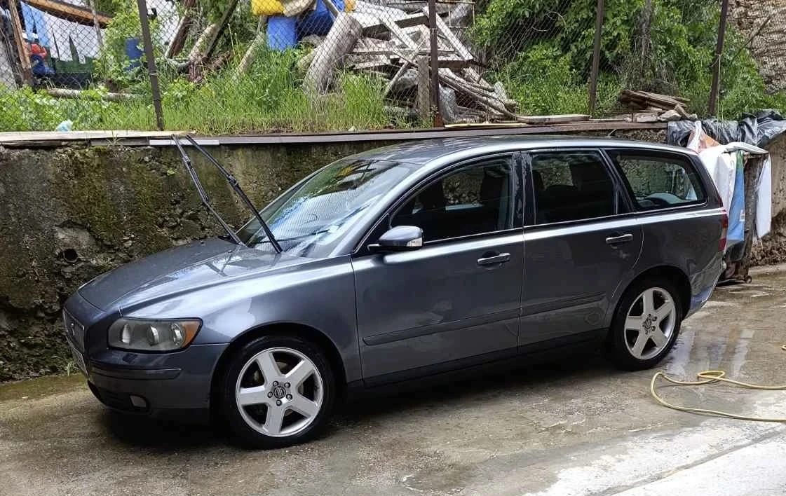 Volvo V50