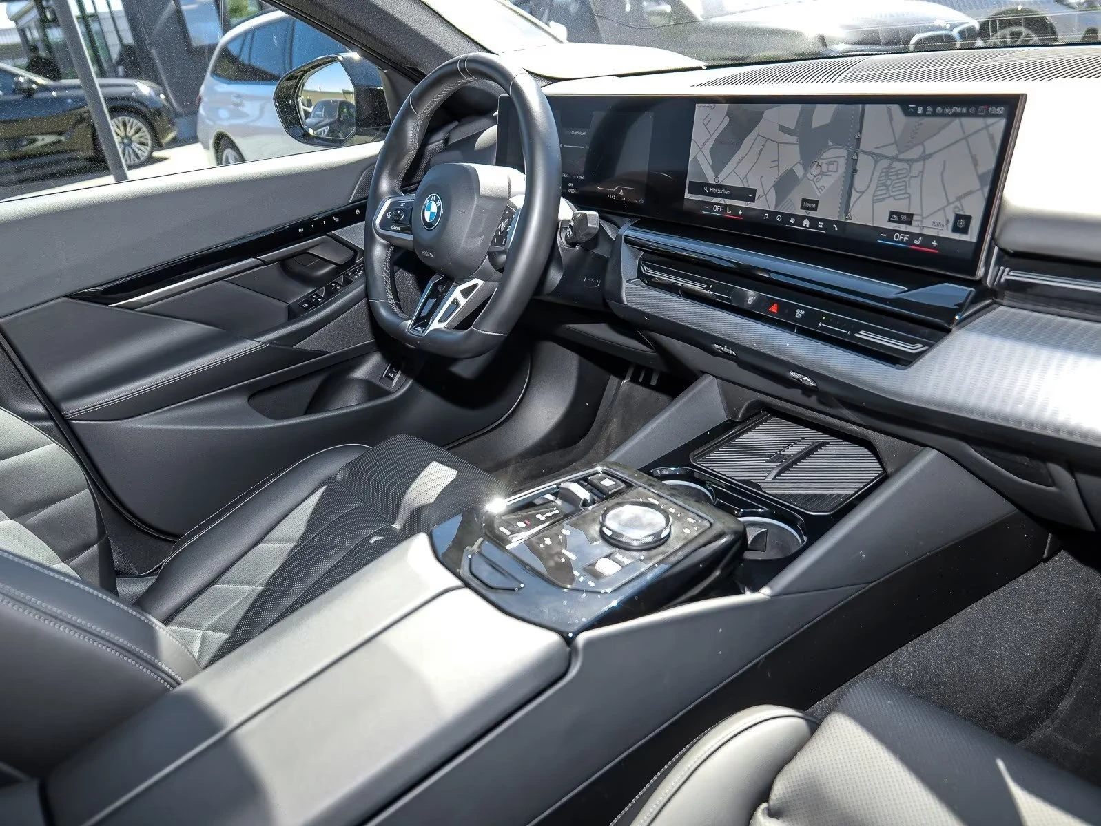 BMW 520 i/190HP/LED/M SPORT/MEMO/CAM/ACC/KLESS/663z, снимка 13 - Автомобили и джипове - 55484212