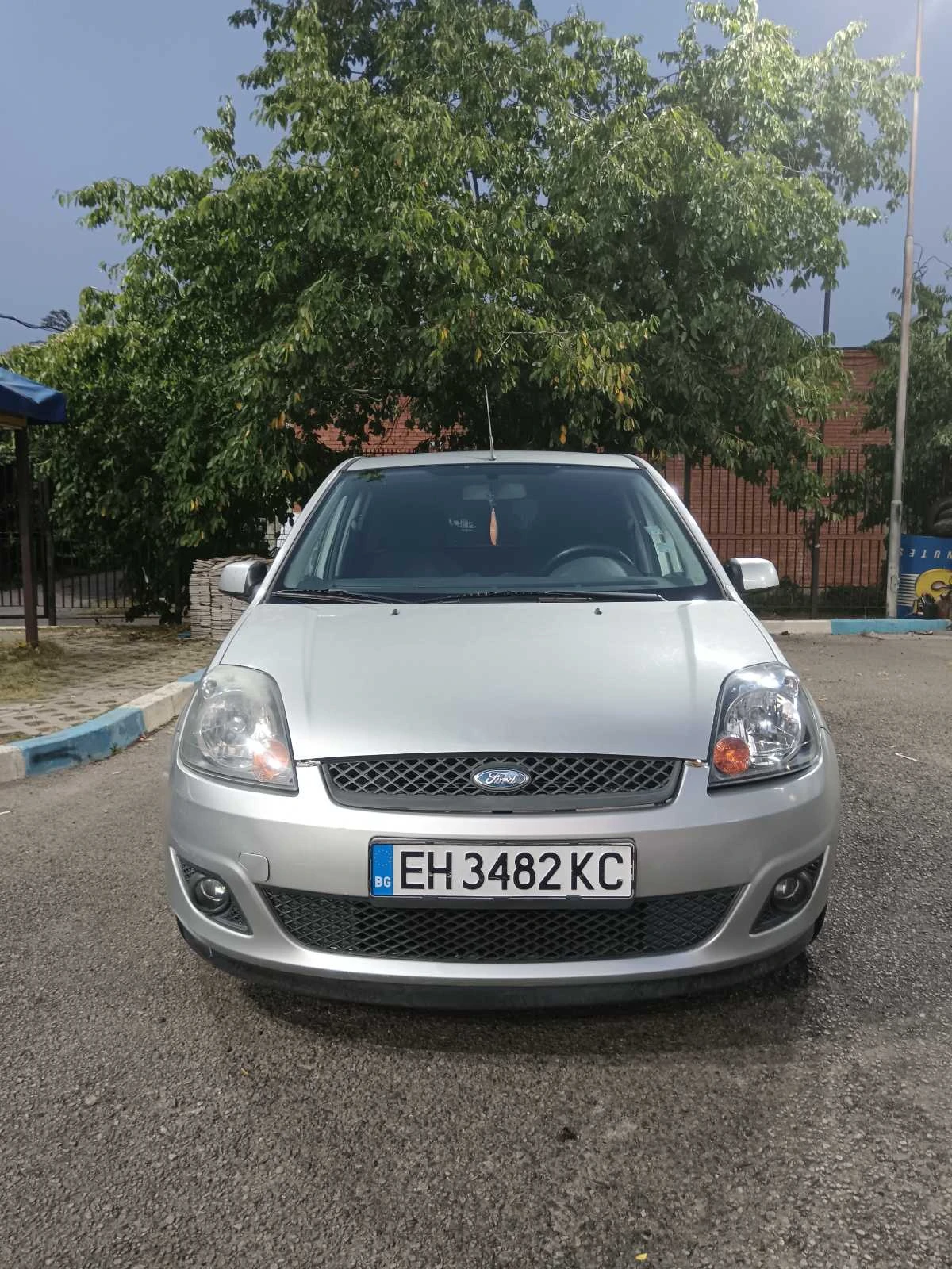 Ford Fiesta, снимка 2 - Автомобили и джипове - 55504689