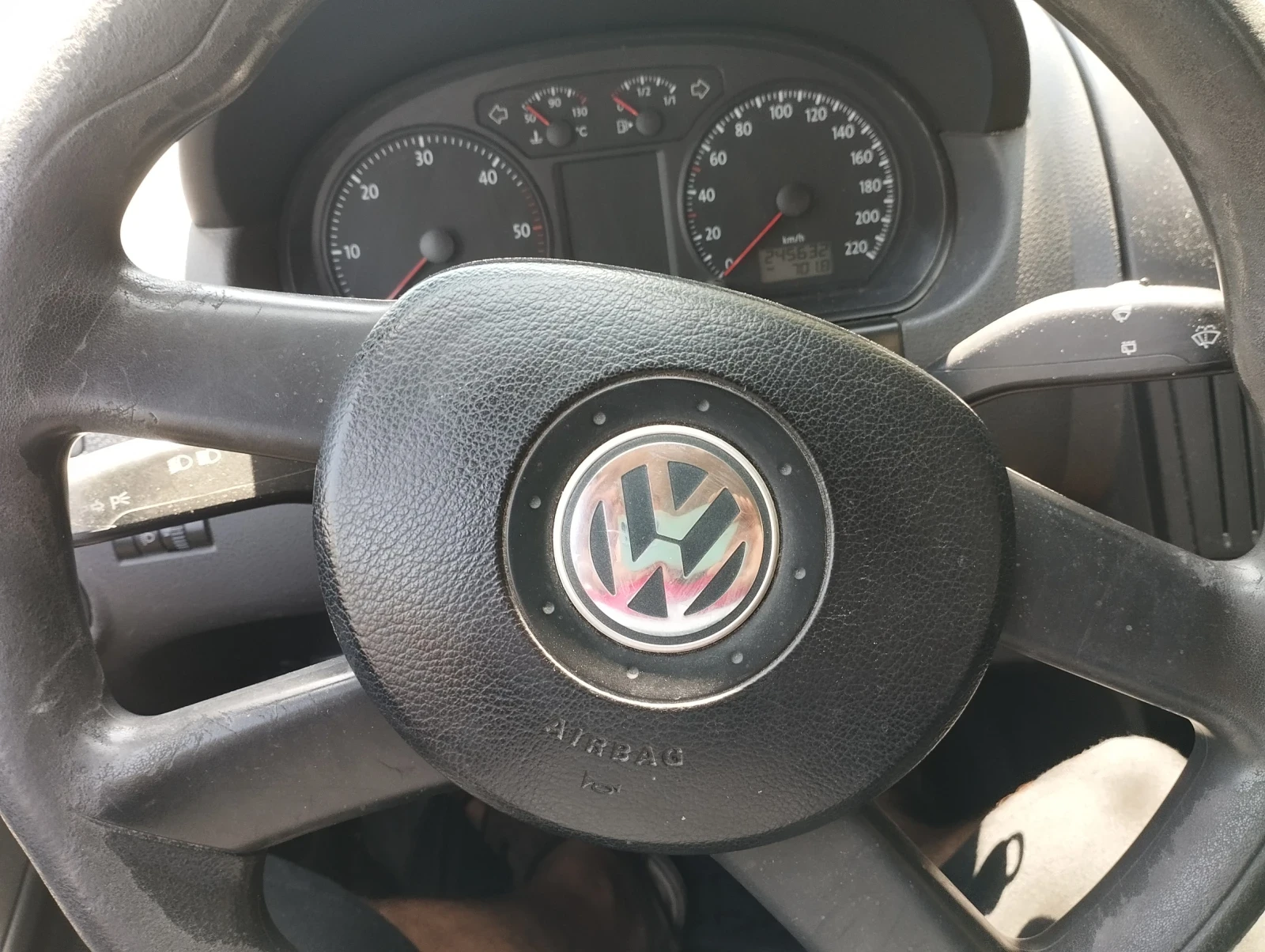 VW Polo 1.4tdi, снимка 6 - Автомобили и джипове - 55642047
