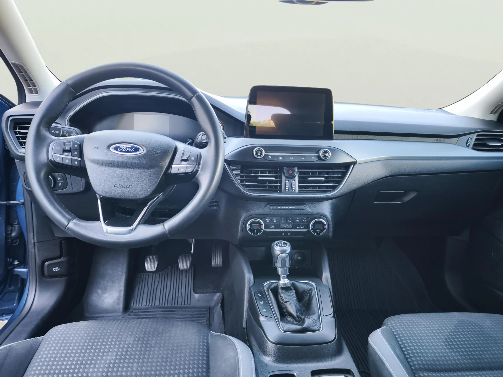 Ford Focus 1.0 EcoBoost, снимка 9 - Автомобили и джипове - 55647341