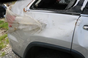 Jeep Grand cherokee 5.7 V8 HEMI Overland, снимка 7