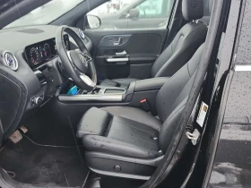 Mercedes-Benz GLA 250 ПАМЕТ| АМБИЕНТ| ПАНОРАМА| 2 КЛЮЧА| , снимка 8
