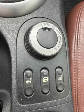 Nissan Qashqai 2.0 Бензин/4х4/KEYLESS/PANORAMA, снимка 11