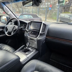 Toyota Land cruiser 200 4.5D V8 - 70000 € / 136908.10 лв. - 20794394 8