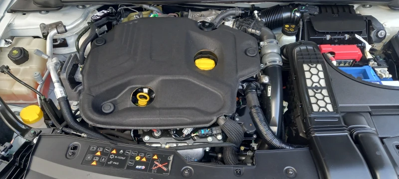 Renault Talisman 1.7D ИЗКЛЮЧИТЕЛН СЕРВИ КНИЖК ОБСЛУЖН УНИКТ ЛЕД НОВ, снимка 16 - Автомобили и джипове - 17690120