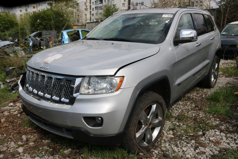 Jeep Grand cherokee 5.7 V8 HEMI Overland, снимка 1 - Автомобили и джипове - 42769369