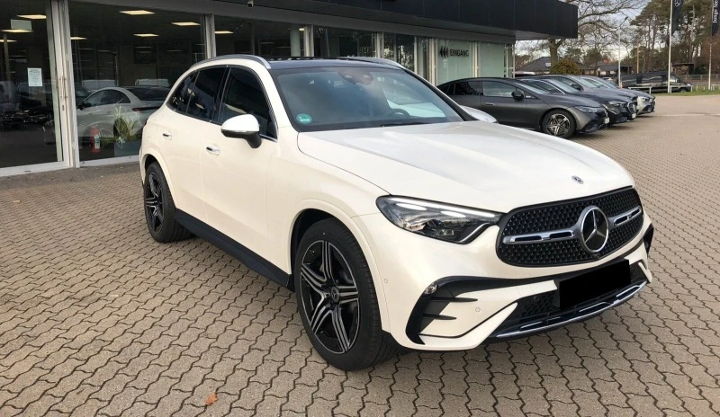 Mercedes-Benz GLC 220 d* AMG* 4MATIC* DIGITAL* LIGHT* BURMESTER* 360* , снимка 3 - Автомобили и джипове - 45319004