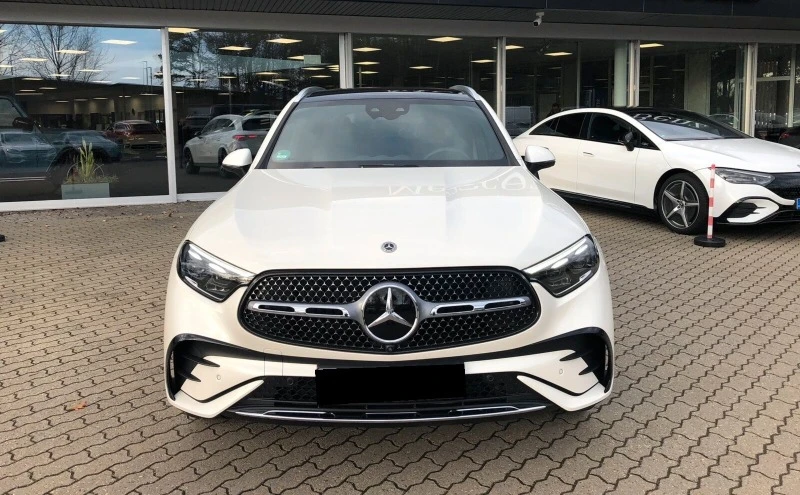 Mercedes-Benz GLC 220 d* AMG* 4MATIC* DIGITAL* LIGHT* BURMESTER* 360* , снимка 2 - Автомобили и джипове - 45319004