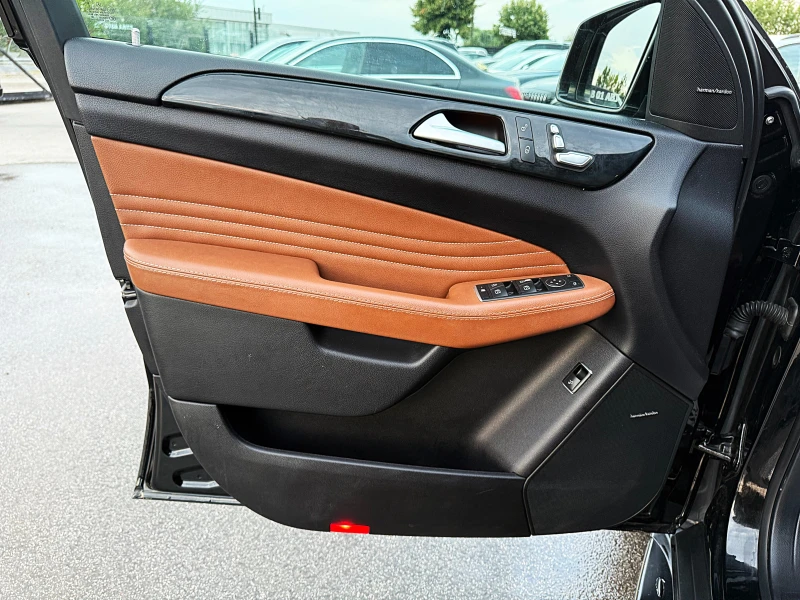 Mercedes-Benz GLE 350 6.3AMG OPTIK-4x4-LED-BIXENON-ОБДУХВАНЕ-ПОДГРЯВАНЕ!, снимка 8 - Автомобили и джипове - 50149829