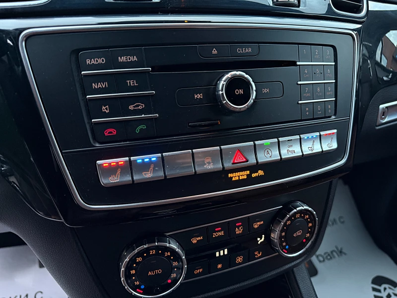 Mercedes-Benz GLE 350 6.3AMG OPTIK-4x4-LED-BIXENON-ОБДУХВАНЕ-ПОДГРЯВАНЕ!, снимка 11 - Автомобили и джипове - 50149829