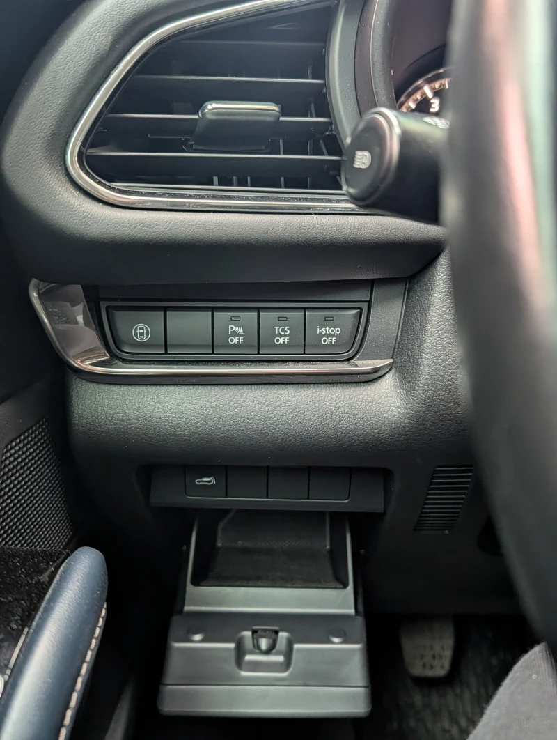 Mazda CX-30, снимка 7 - Автомобили и джипове - 52019380