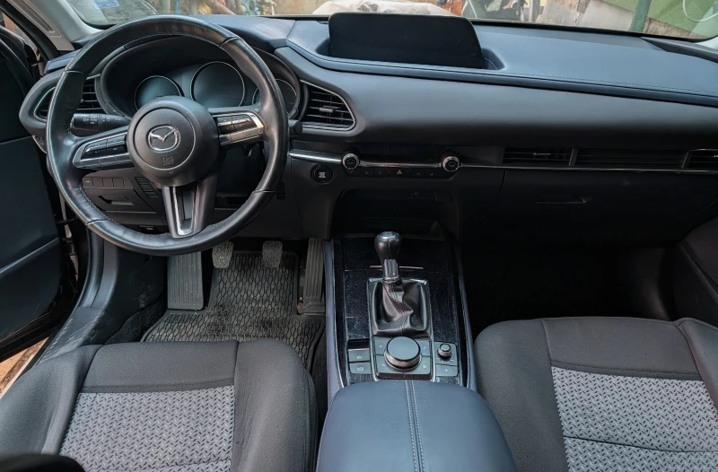 Mazda CX-30, снимка 3 - Автомобили и джипове - 52019380