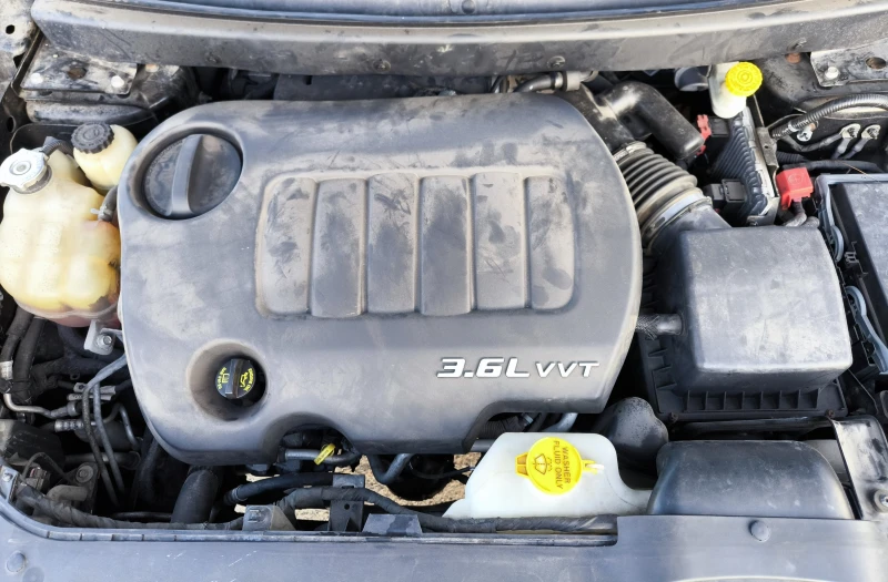 Dodge Journey Crossroad 3.6 V6 280HP AM 500лв. Подарък за гуми, снимка 17 - Автомобили и джипове - 52227429