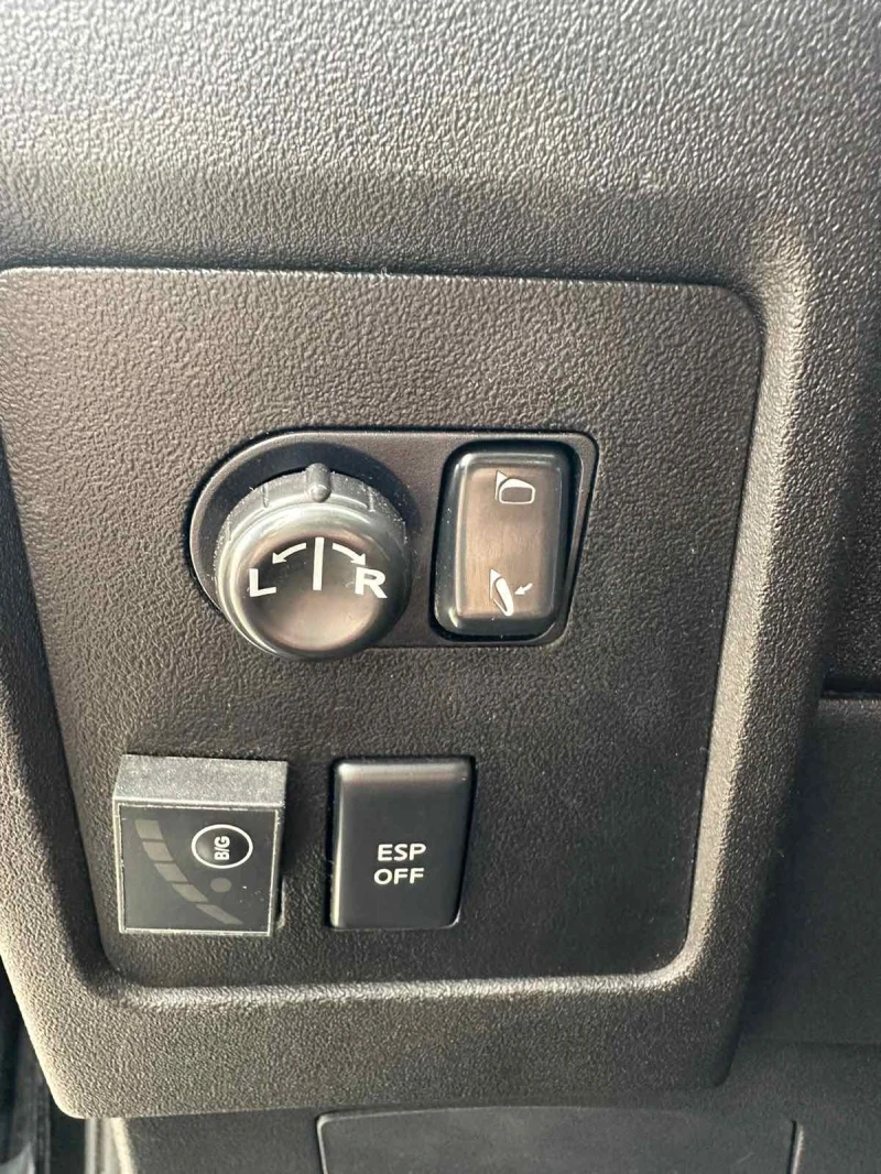 Nissan Qashqai 2.0 Бензин/4х4/KEYLESS/PANORAMA, снимка 14 - Автомобили и джипове - 52369808