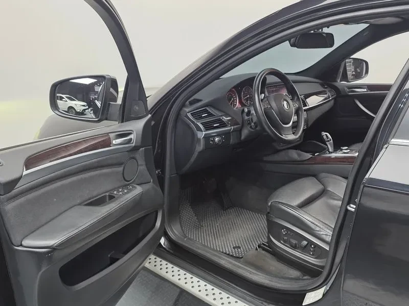 BMW X6 50I, снимка 10 - Автомобили и джипове - 56163387