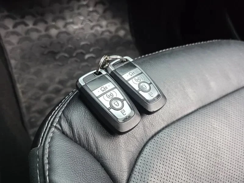 Ford Explorer, снимка 17 - Автомобили и джипове - 56687994