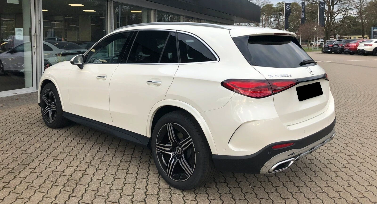 Mercedes-Benz GLC 220 d* AMG* 4MATIC* DIGITAL* LIGHT* BURMESTER* 360*  - изображение 7