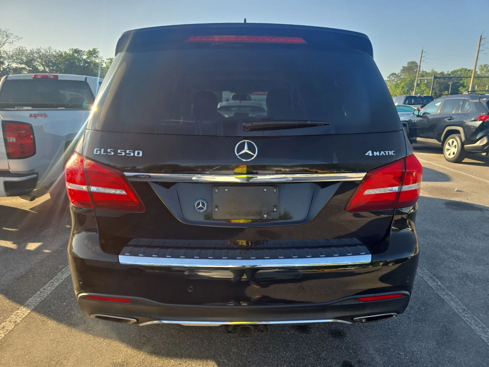 Mercedes-Benz GLS 500 4MATIC* Обдух* H/K* Дистроник* Масаж* 360* Пано*  - изображение 4