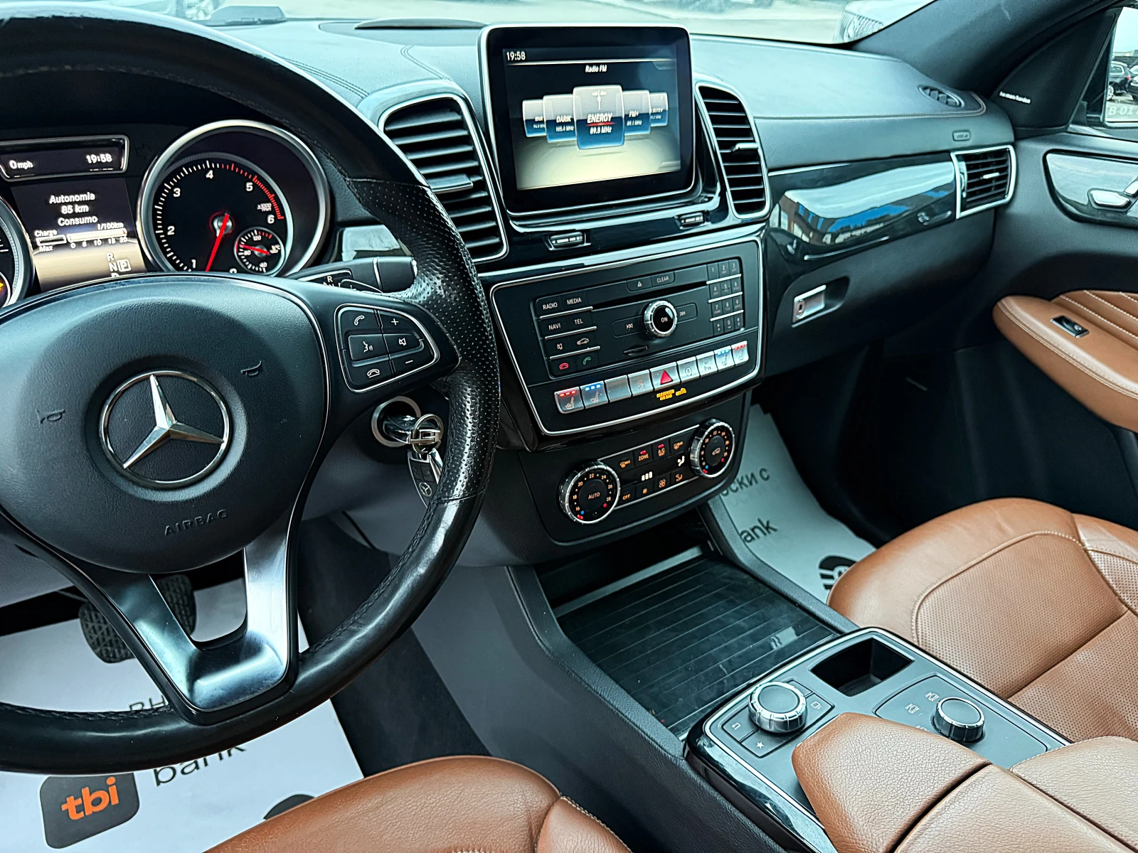Mercedes-Benz GLE 350 6.3AMG OPTIK-4x4-LED-BIXENON-ОБДУХВАНЕ-ПОДГРЯВАНЕ! | Mobile.bg — изображение 10