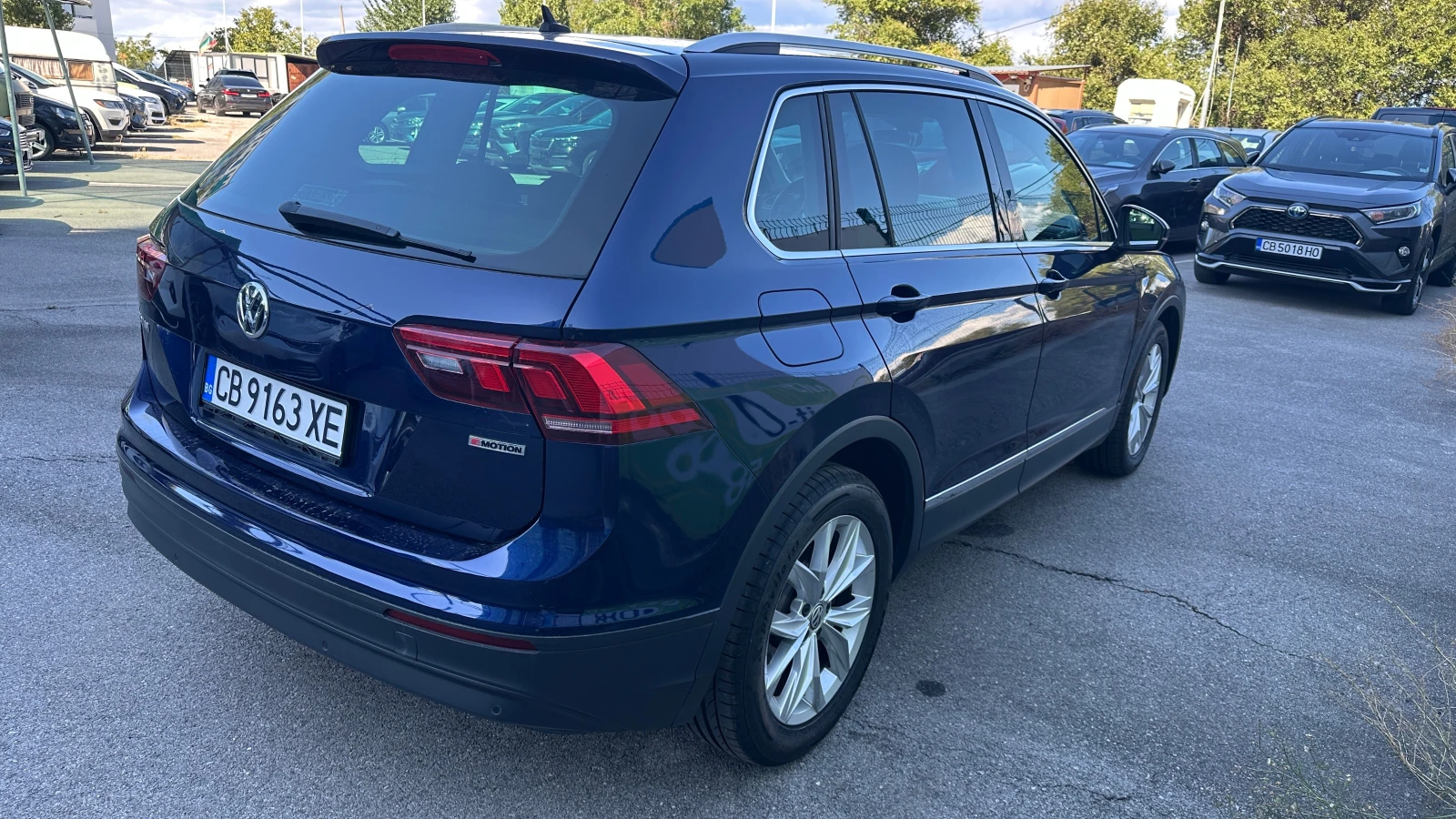 VW Tiguan 2.0 TDI Automatic - изображение 6