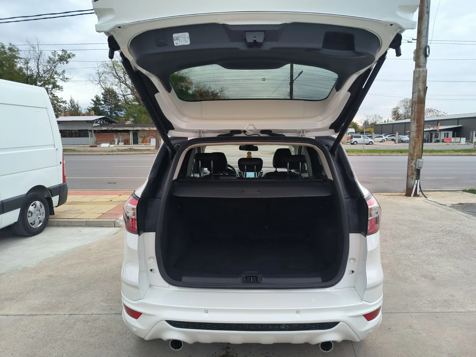 Ford Kuga Vignale-Navi-Kameri-Keyless-Euro-6C | Mobile.bg — изображение 11